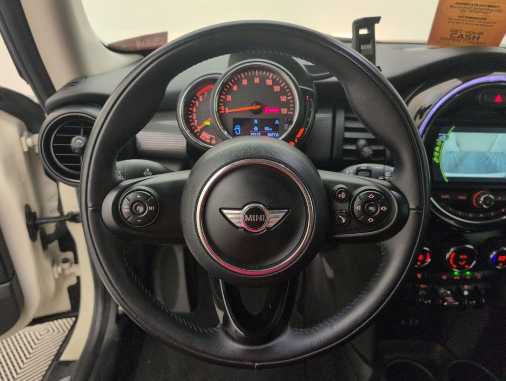 Used 2018 MINI Cooper 2-Door Hardtop image 37