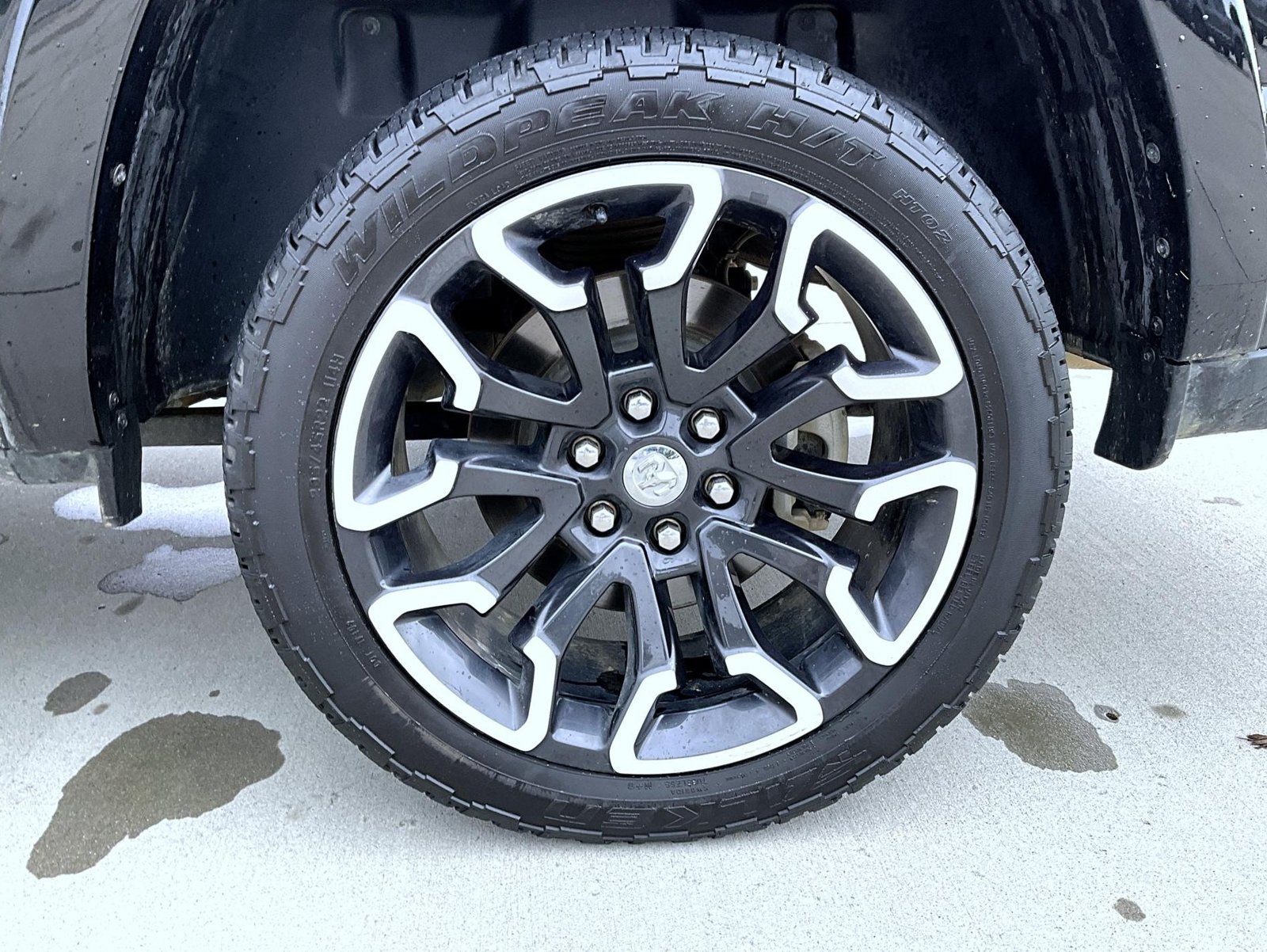 Used 2025 RAM 1500 Limited AWD/4WD image 27