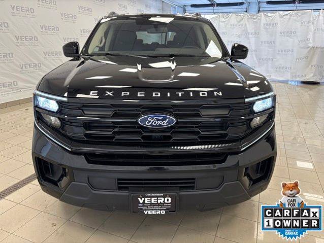Certified 2025 Ford Expedition Active AWD/4WD image 9