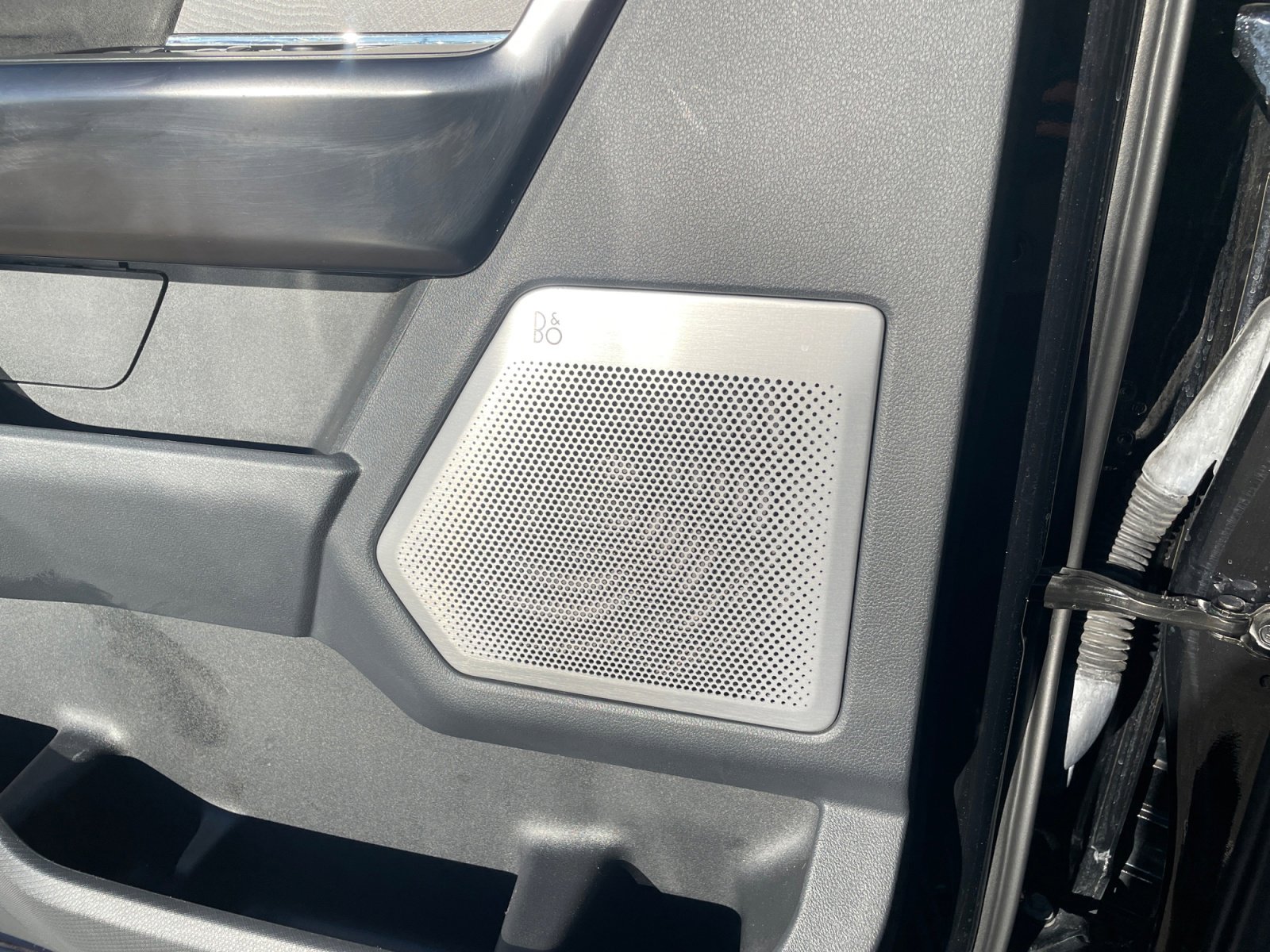 Certified 2023 Ford F150 Platinum w/ Equipment Group 701A High image 25