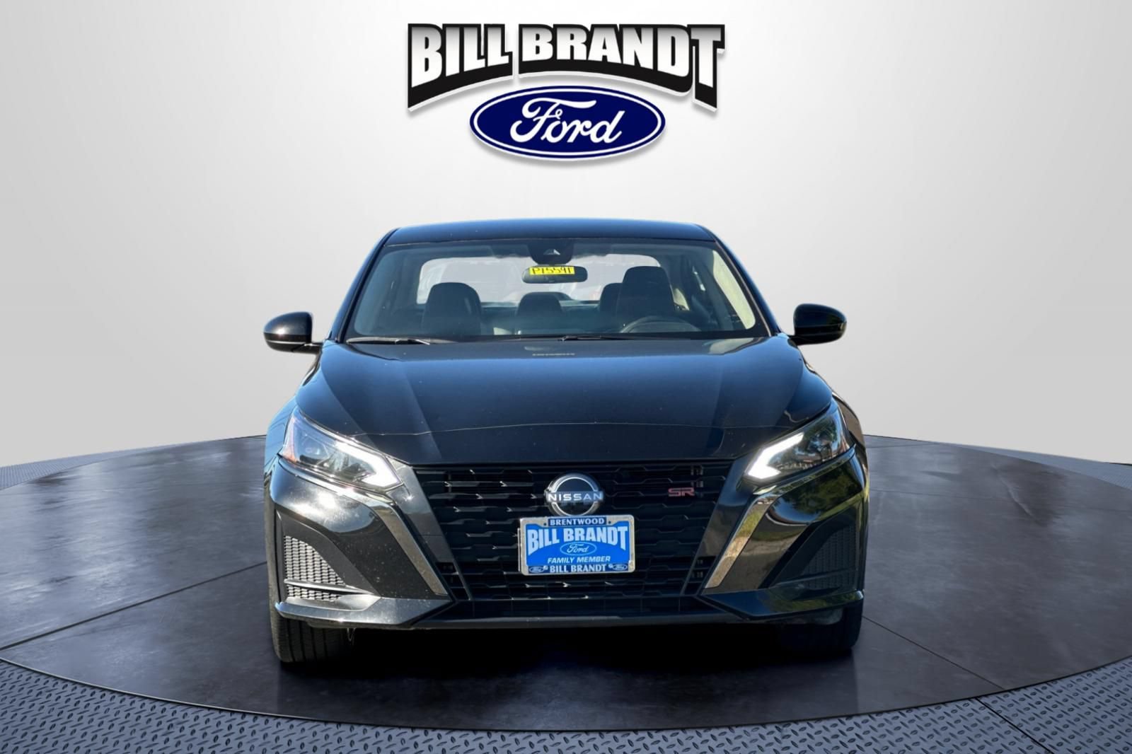 Used 2025 Nissan Altima 2.5 SR FWD image 8