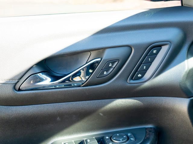 Used 2023 GMC Acadia Denali w/ Black Diamond Edition image 16