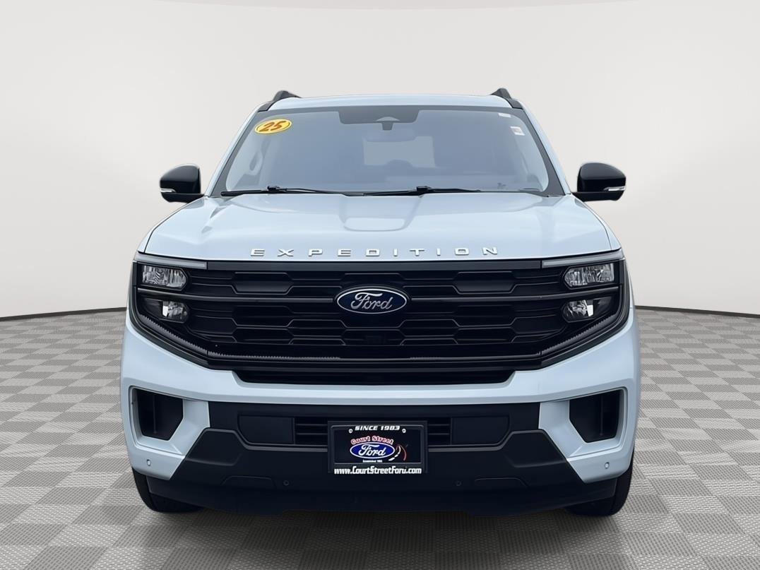Certified 2025 Ford Expedition Max Active image 8