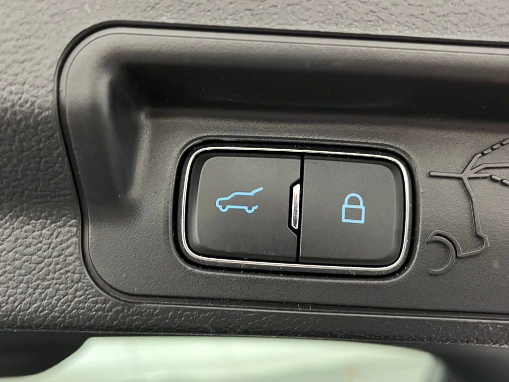 Certified 2023 Ford Explorer Limited w/ Equipment Group 301A image 16