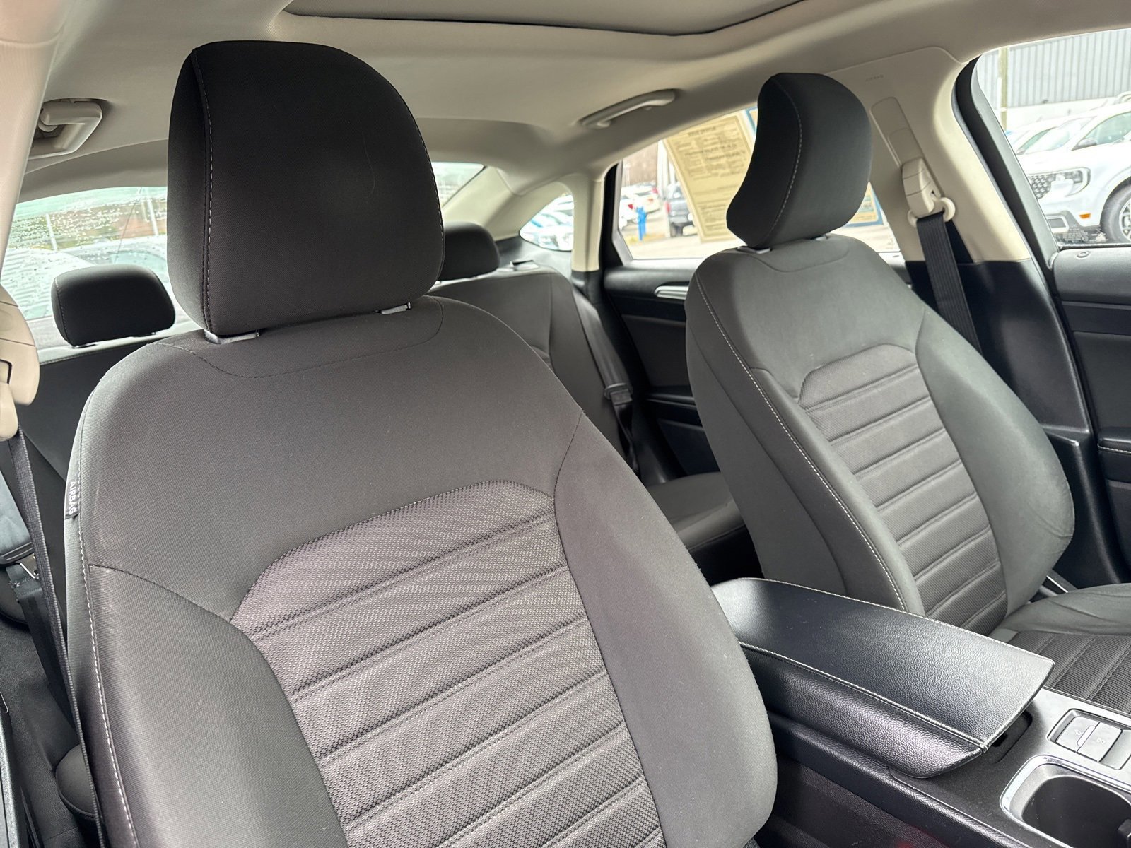 Certified 2019 Ford Fusion SE image 38