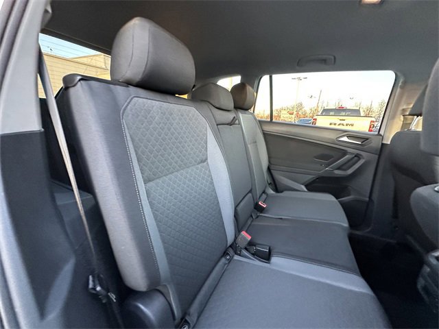 Used 2020 Volkswagen Tiguan S w/ 3rd Row Seat Package image 37