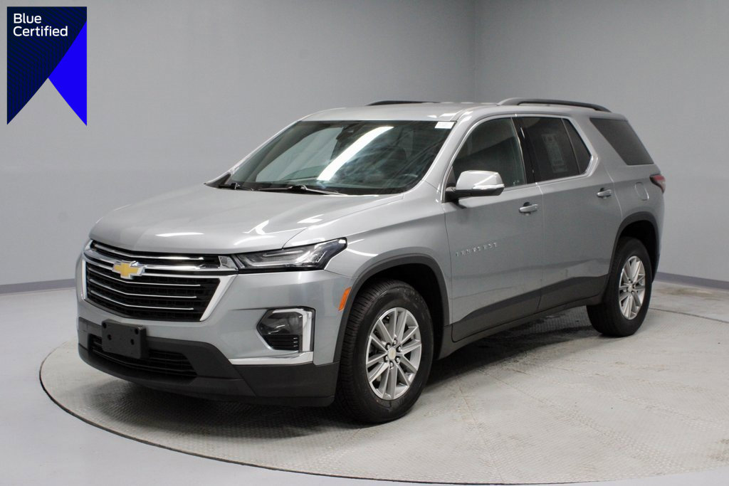 Used 2023 Chevrolet Traverse LT