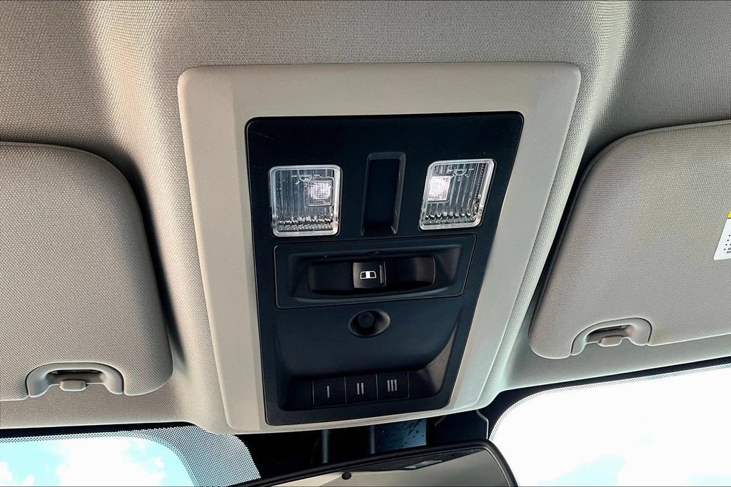 Used 2017 RAM 1500 Sport RWD image 18