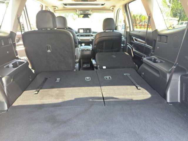 Used 2020 Kia Telluride EX w/ EX Premium Package AWD/4WD image 12