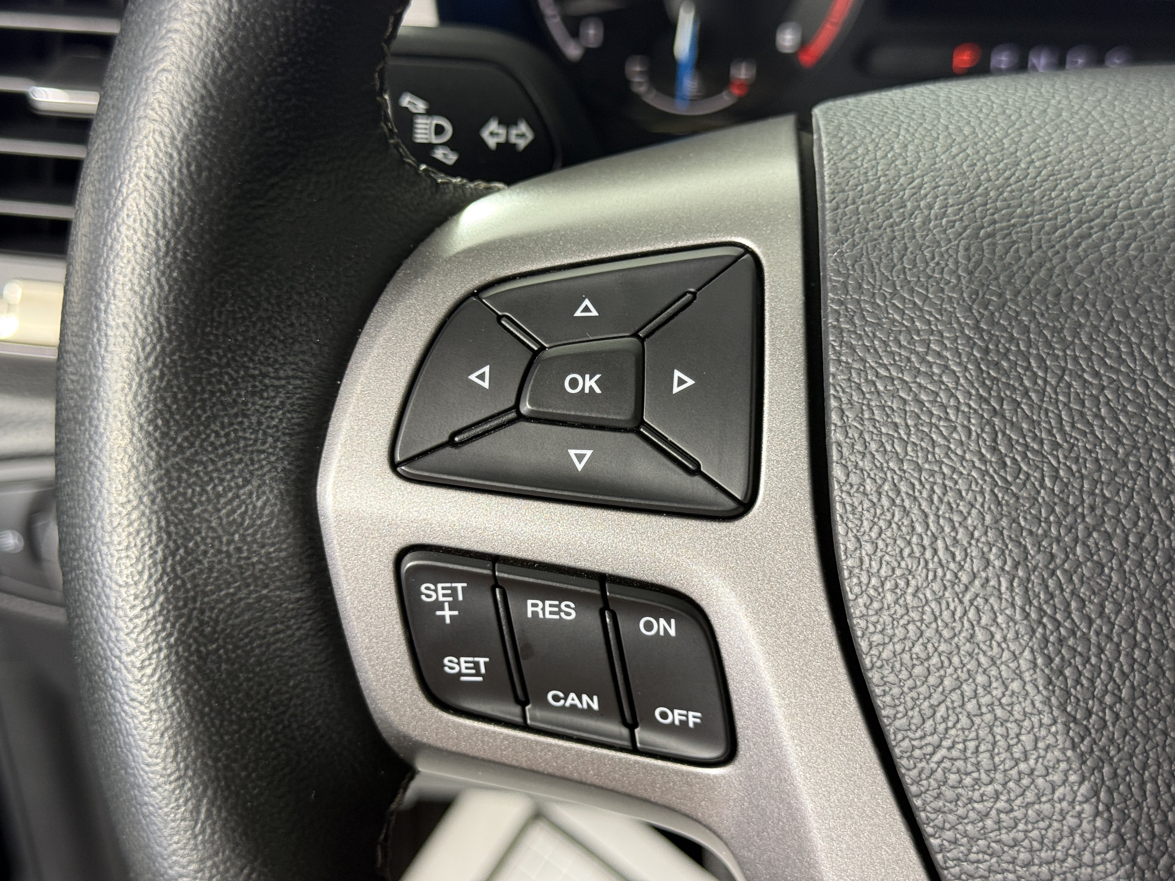 Certified 2020 Ford Ranger XLT w/ Equipment Group 302A Luxury RWD image 23