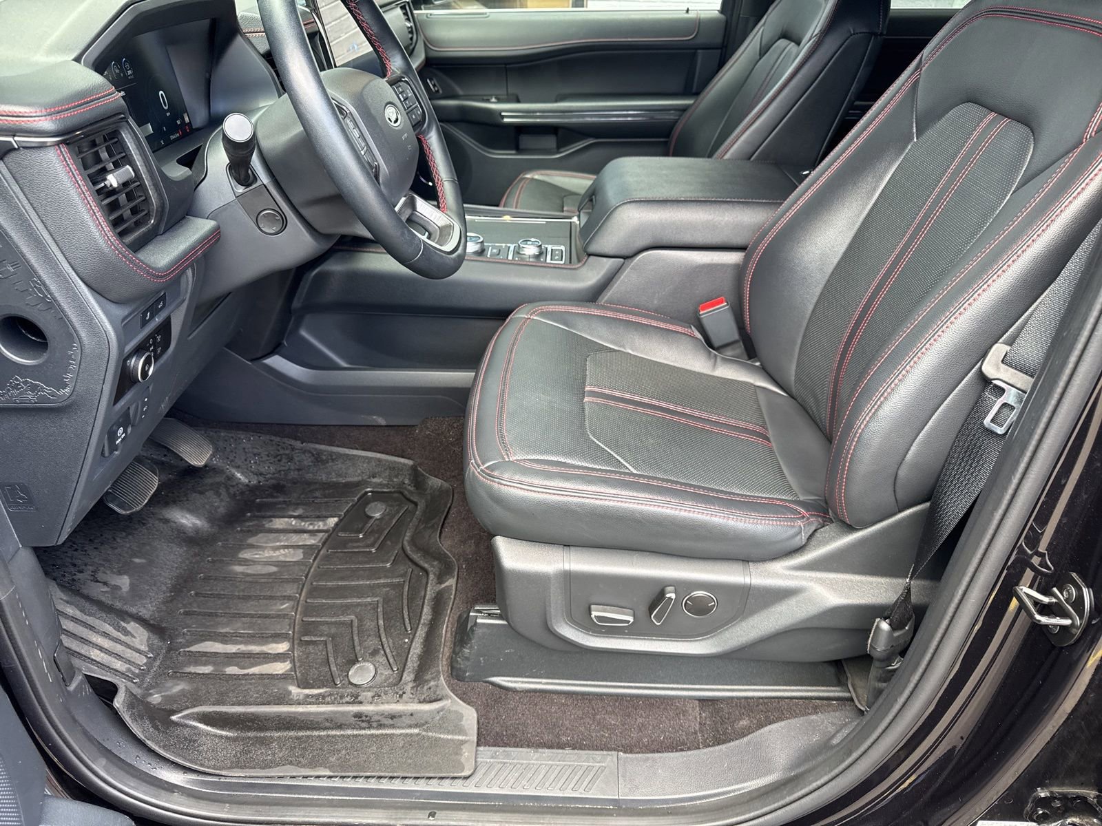 Certified 2023 Ford Expedition Limited image 16