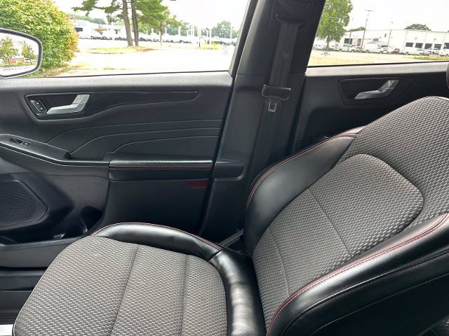 Certified 2023 Ford Escape ST-Line w/ Tech Pack #1 AWD/4WD image 20