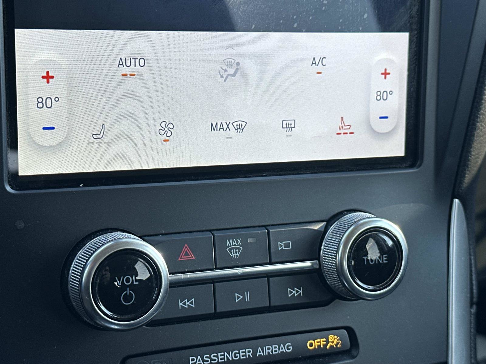 Certified 2024 Ford Edge SEL AWD/4WD image 9