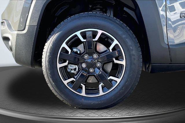 Used 2023 Jeep Renegade Latitude AWD/4WD image 9