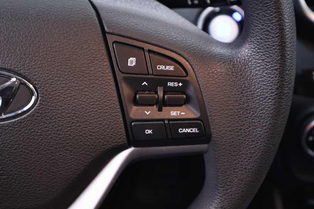 Used 2020 Hyundai Tucson Value AWD/4WD image 24