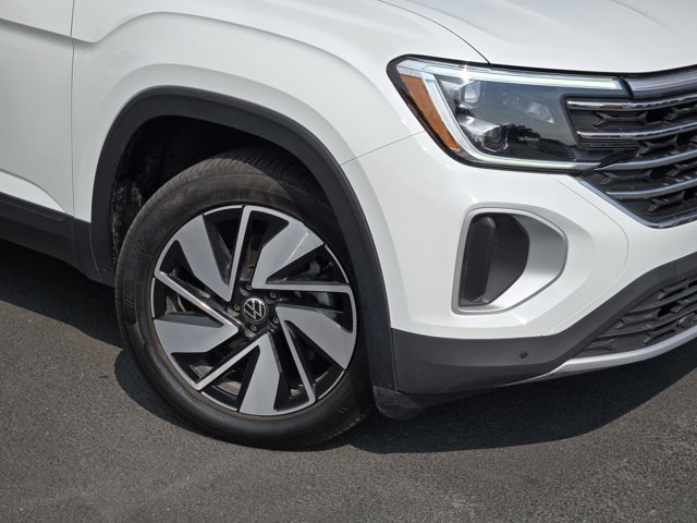 Used 2025 Volkswagen Atlas SE FWD image 9