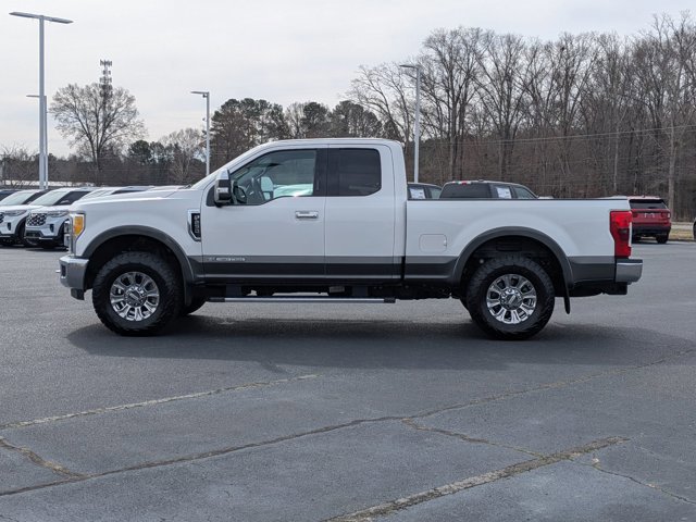 Certified 2017 Ford F250 Lariat w/ Tow Technology Bundle image 2