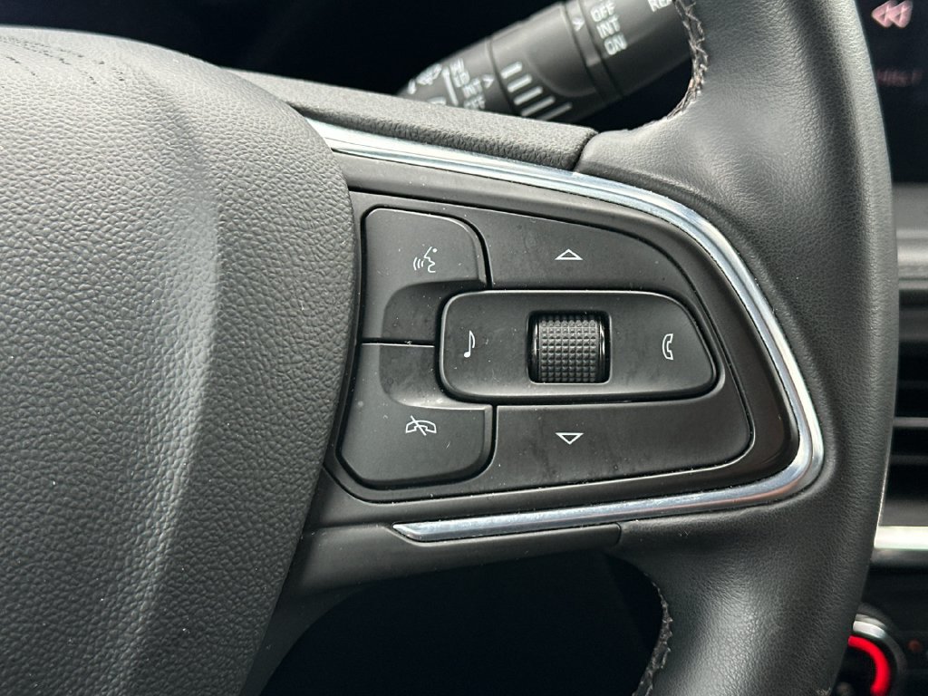 Used 2024 Buick Encore GX Sport Touring AWD/4WD image 24