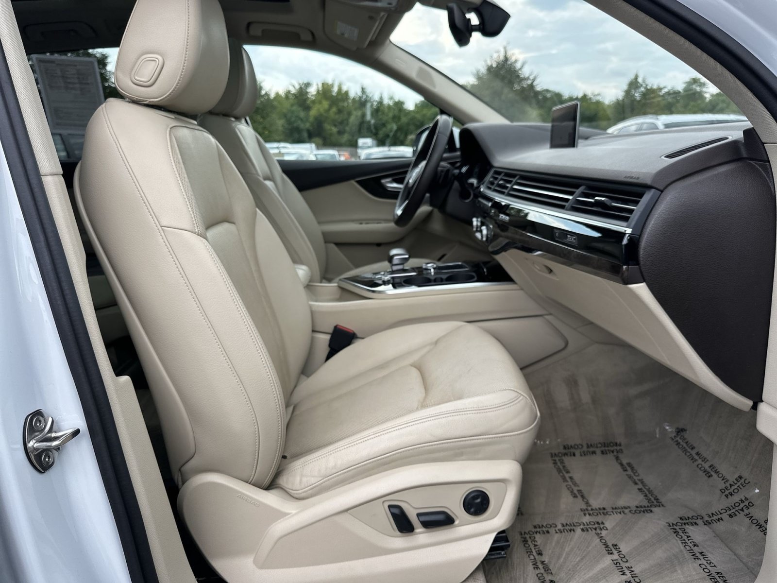 Used 2018 Audi Q7 3.0T Prestige w/ Prestige Package AWD/4WD image 29