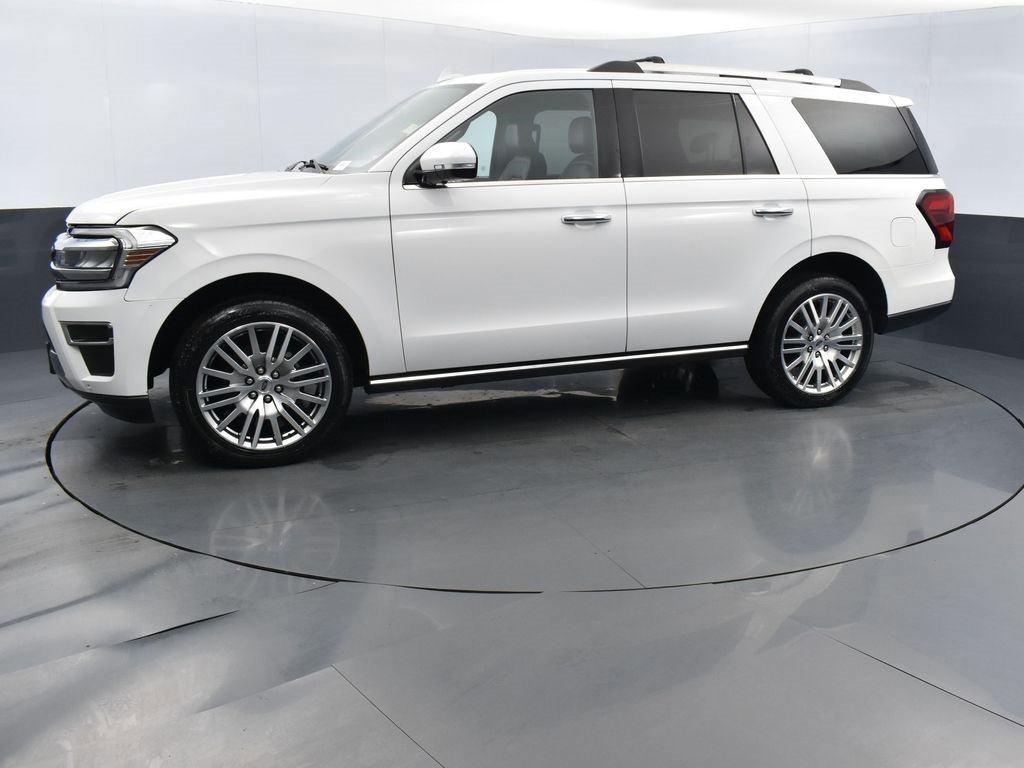 Certified 2024 Ford Expedition Limited image 3