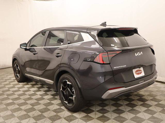 Used 2026 Kia Sportage EX FWD image 1