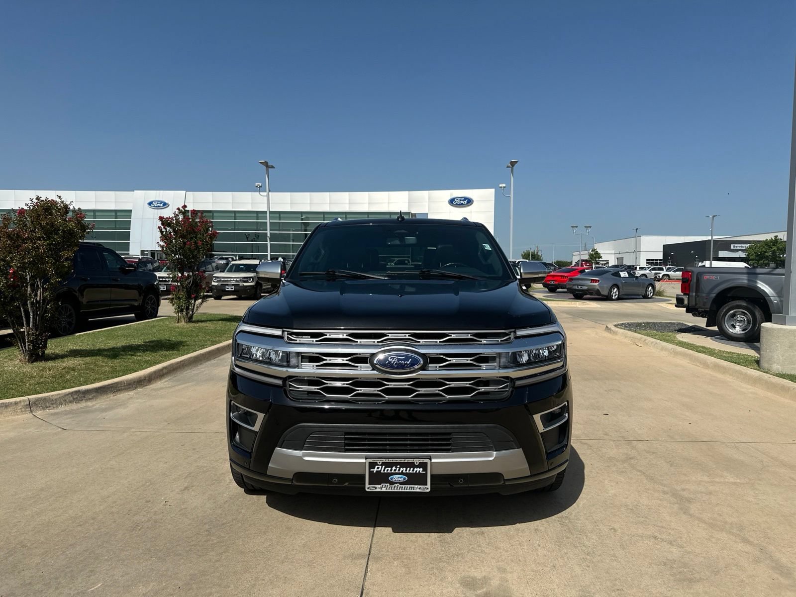 Certified 2023 Ford Expedition Platinum RWD image 8