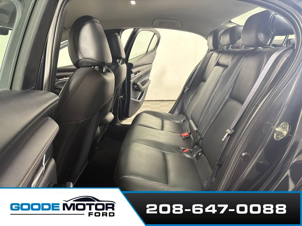 Used 2024 MAZDA MAZDA3 s FWD image 19