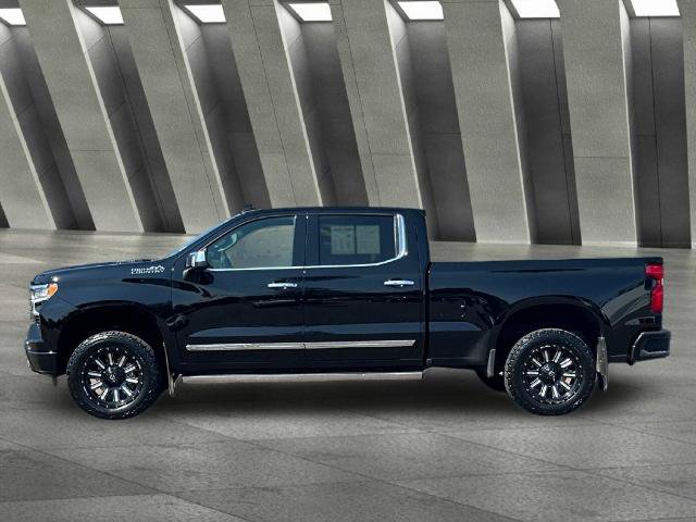 Used 2024 Chevrolet Silverado 1500 High Country w/ Technology Package AWD/4WD image 6