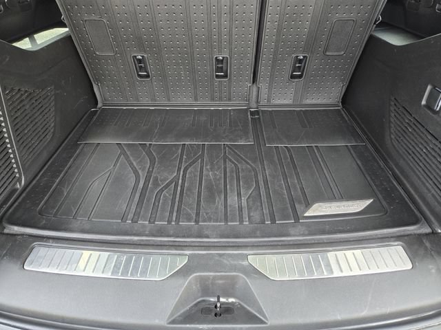 Used 2024 Chevrolet Suburban Premier w/ Texas Edition AWD/4WD image 31