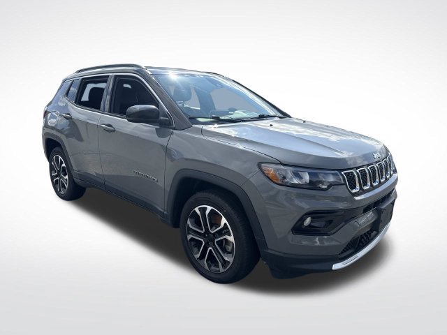 Used 2024 Jeep Compass Limited AWD/4WD image 10
