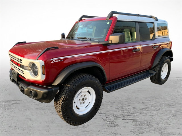 Certified 2025 Ford Bronco Heritage Edition AWD/4WD image 6
