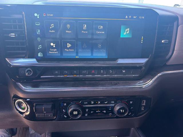 Used 2022 Chevrolet Silverado 1500 LTZ AWD/4WD image 13