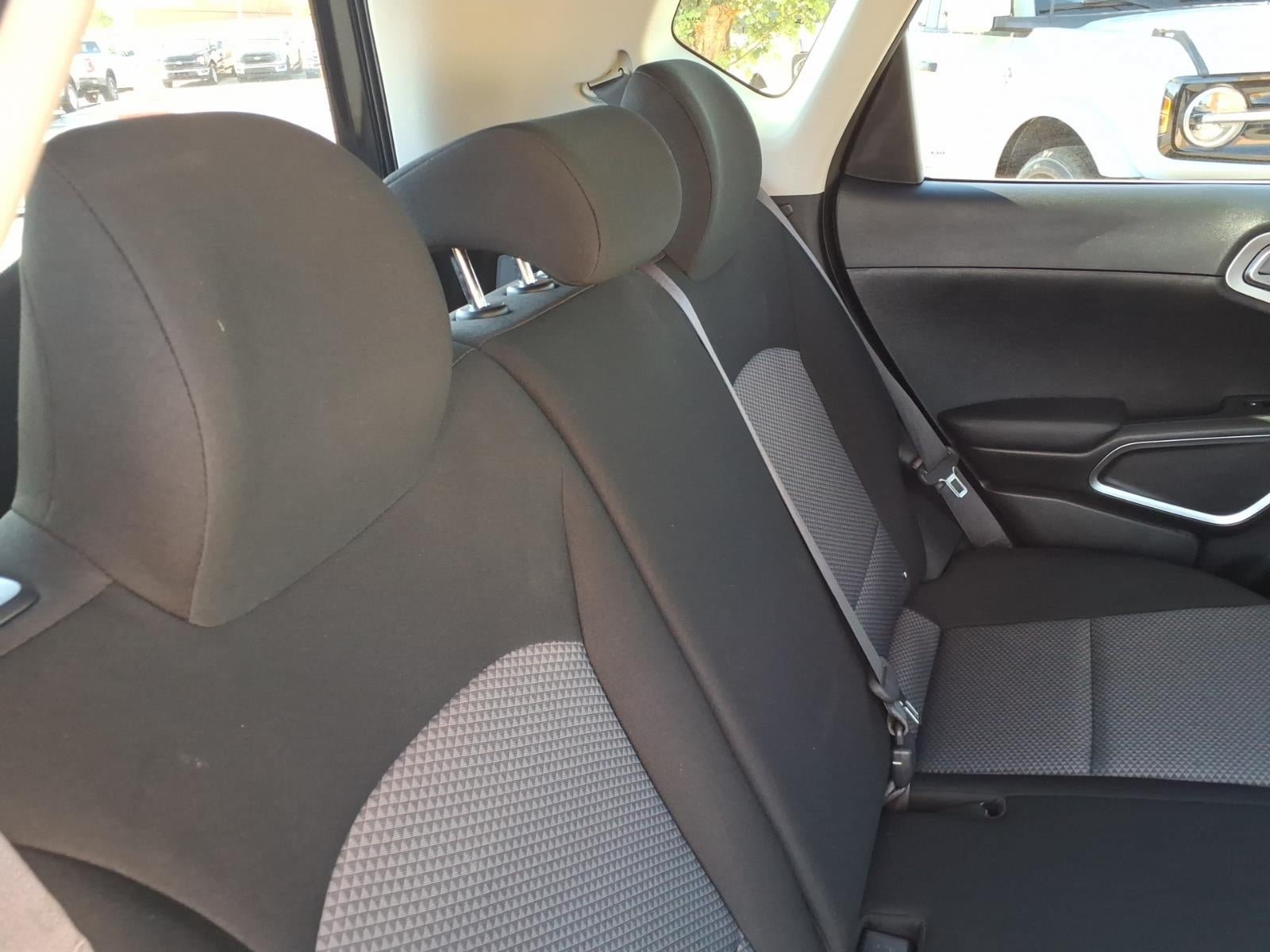 Used 2022 Kia Soul LX w/ Technology Package FWD image 15