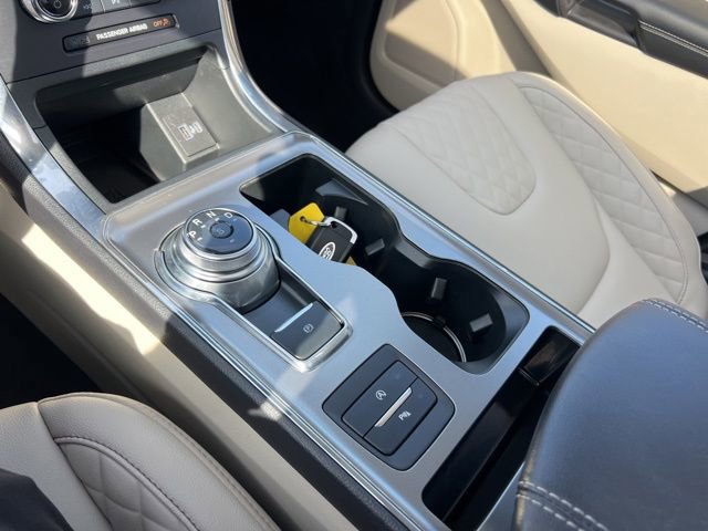 Certified 2024 Ford Edge Titanium image 17