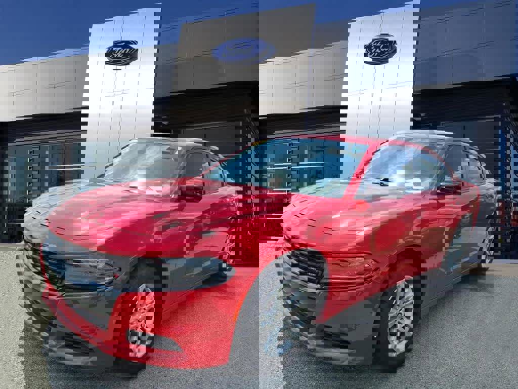 Used 2023 Dodge Charger SXT image 4