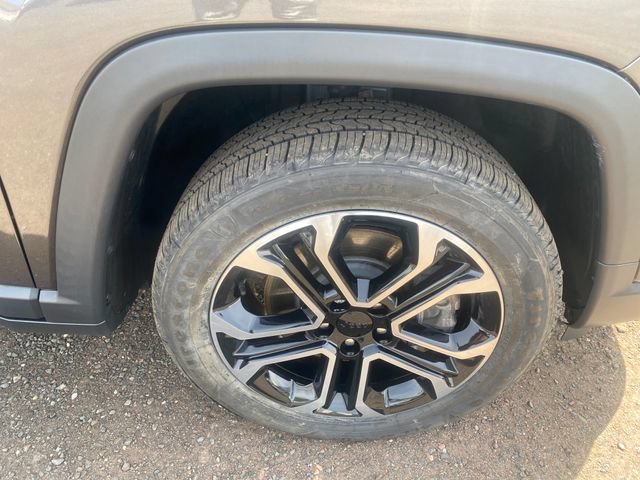 Used 2023 Jeep Compass Limited AWD/4WD image 9