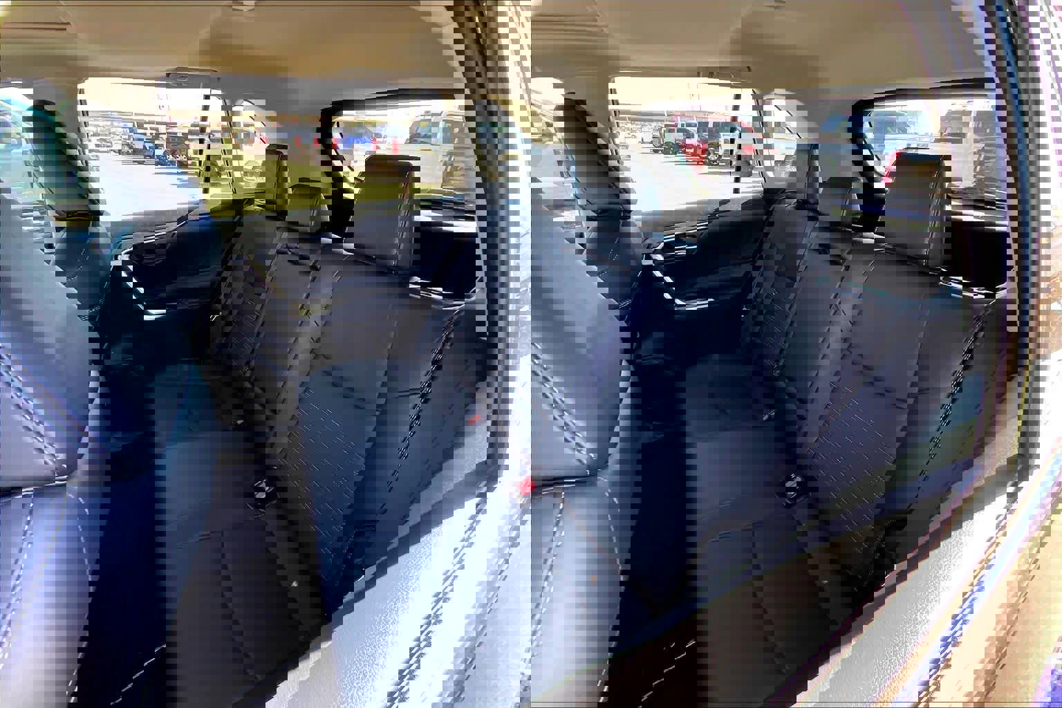 Used 2024 Toyota RAV4 XLE Premium image 21