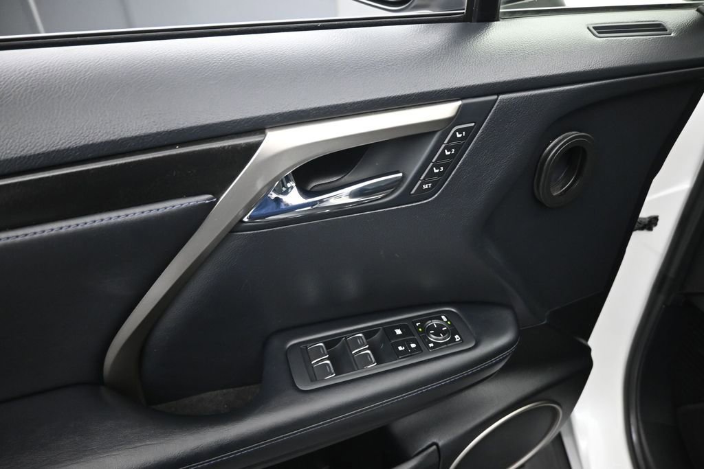 Used 2022 Lexus RX 350L Premium w/ Special Edition AWD/4WD image 11