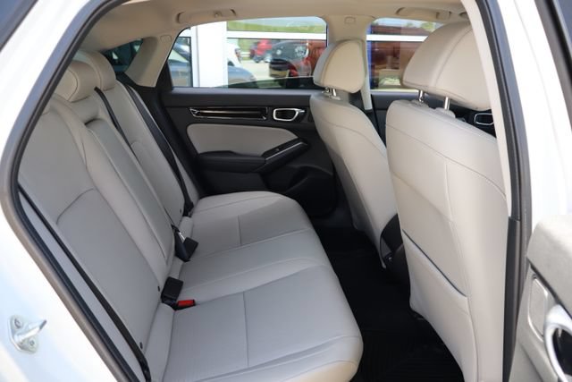 Used 2023 Honda Civic Touring image 27