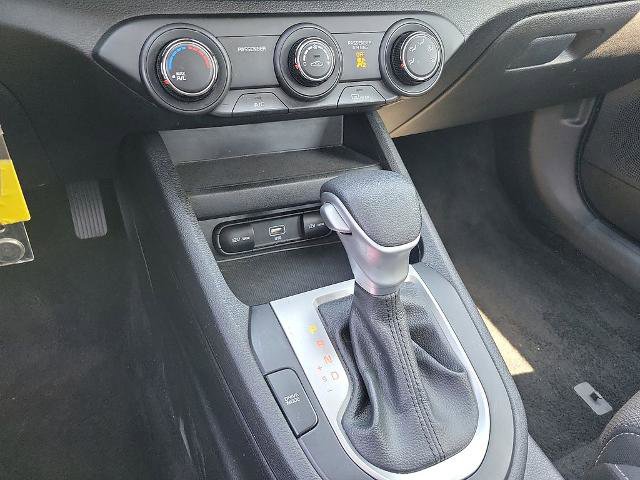 Used 2023 Kia Forte LXS w/ LXS Technology Package FWD image 17