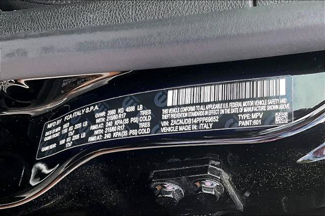 Used 2023 Jeep Renegade Latitude AWD/4WD image 35