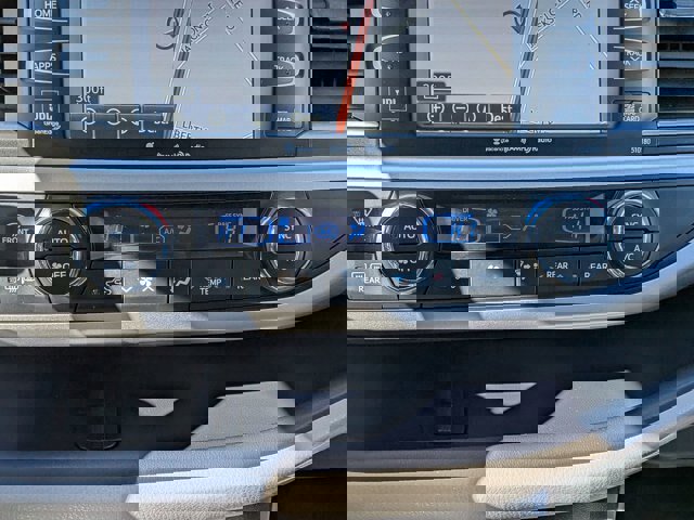 Used 2017 Toyota Highlander Limited image 26