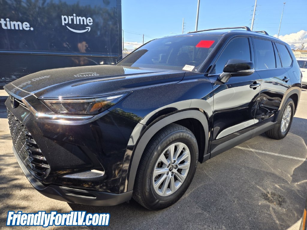 Used 2025 Toyota Grand Highlander FWD image 2