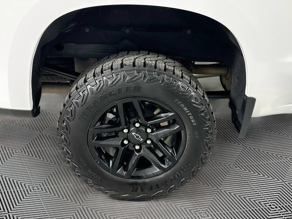 Used 2025 Chevrolet Silverado 1500 LT Trail Boss w/ Protection Package AWD/4WD image 31