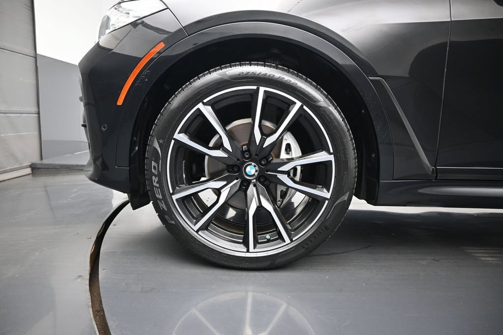 Used 2020 BMW X7 xDrive40i w/ M Sport Package AWD/4WD image 28