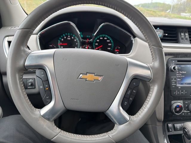 Used 2017 Chevrolet Traverse LT w/ Traveler's Package AWD/4WD image 25
