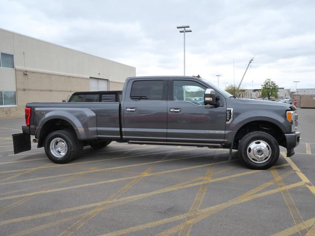 Certified 2019 Ford F350 Platinum w/ Platinum Ultimate Package AWD/4WD image 7