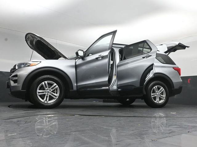 Certified 2022 Ford Explorer XLT w/ Equipment Group 202A image 54