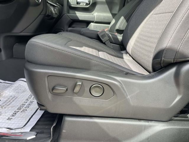 Used 2025 Chevrolet Silverado 1500 Custom Trail Boss AWD/4WD image 24