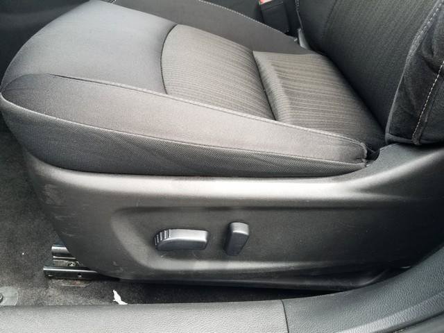 Used 2024 Nissan Altima 2.5 SV FWD image 14